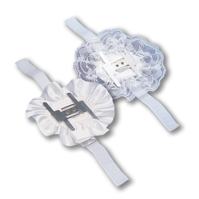 CORSAGES, Disponible con muñequera ajustable con velcro, estos pueden ser satinados o de encaje. Se ajustan al tamaño deseado de manera cómoda y segura. Ideales para graduaciones, despedidas de solteras, aniversarios, peinados, bodas, entre otros